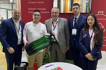 Казанский завод «Европласт» представил продукцию на китайской международной выставке продуктов питания и напитков SIAL China 2023